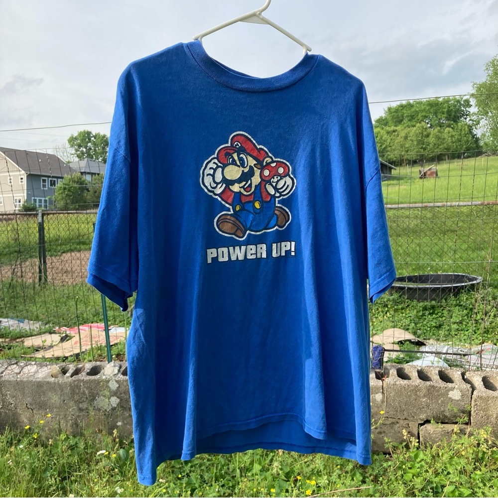 Power up! Mario Tee - Picture 3 of 3